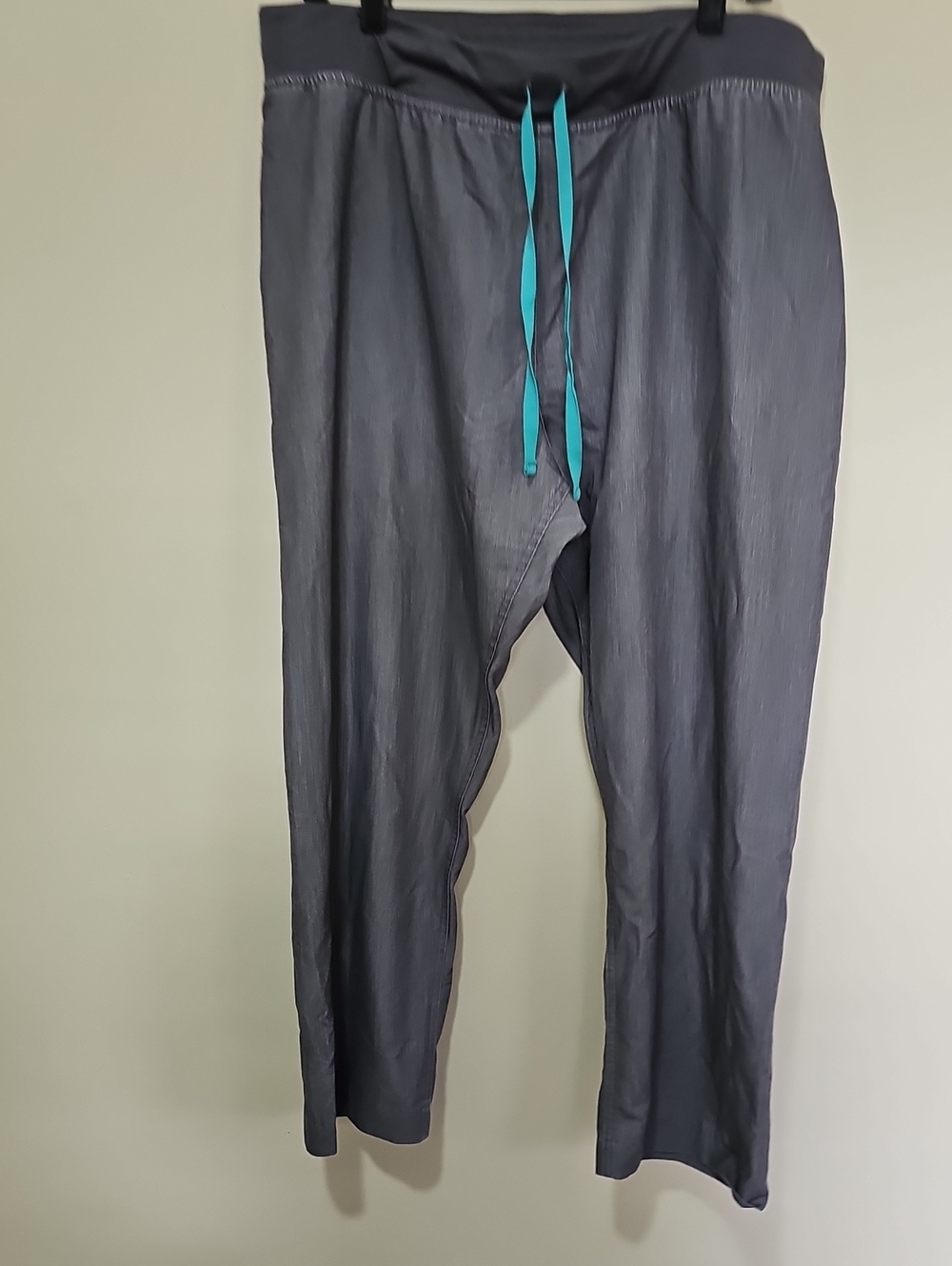 Figs Livingston High Rise Straight Leg Scrub Pants Graphite XL Pre-Hemmed